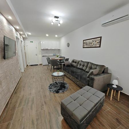 Appartement Imperial à Veliko Gradište Extérieur photo