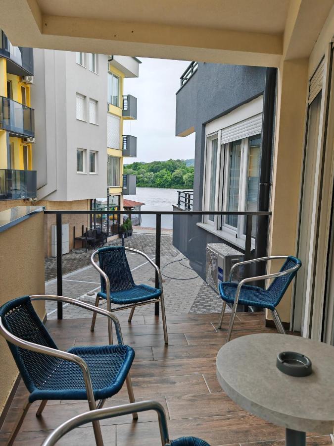 Appartement Imperial à Veliko Gradište Extérieur photo