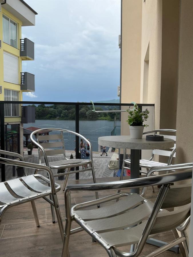 Appartement Imperial à Veliko Gradište Extérieur photo